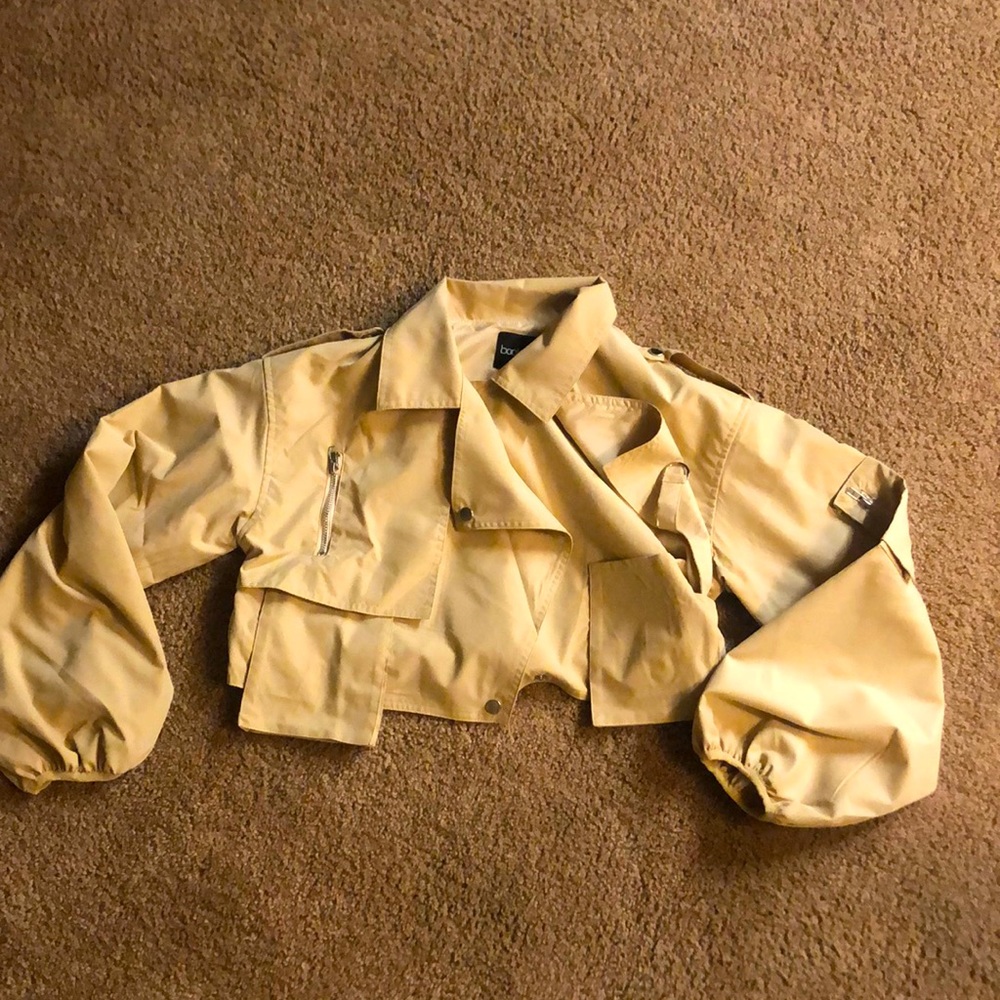 Crop jacket from boohoo